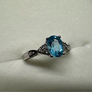 10k Solid White Gold Blue Topaz and Diamond Accent Ring Size 7